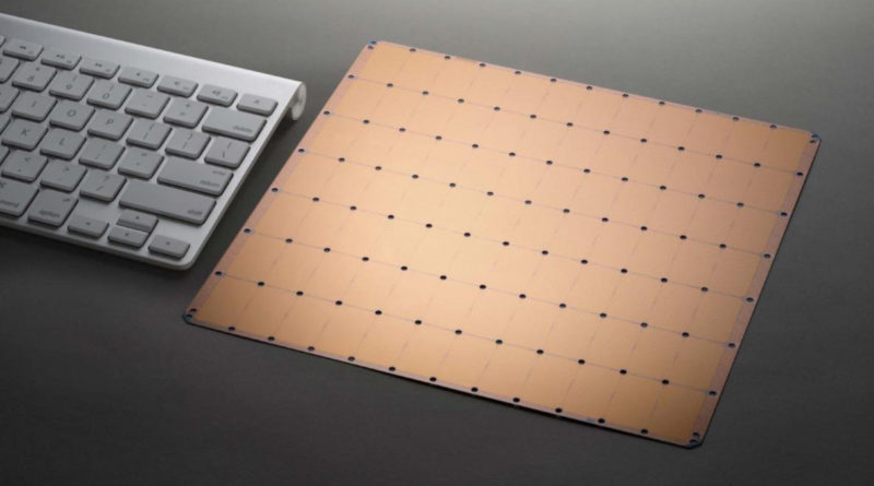 Porovnanie klávesnce od Apple s čipom Cerebras